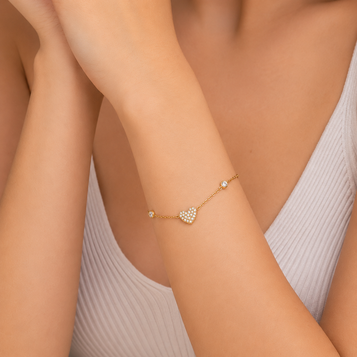Amour Spark Heart Bracelet