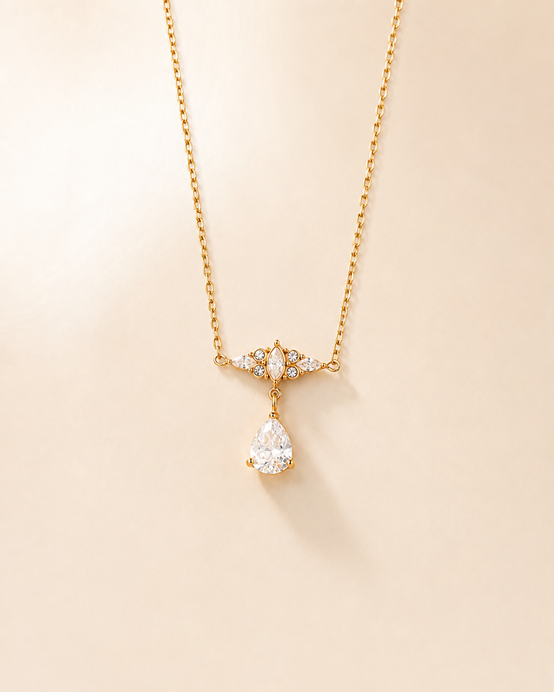 Solenne Tearlight Necklace