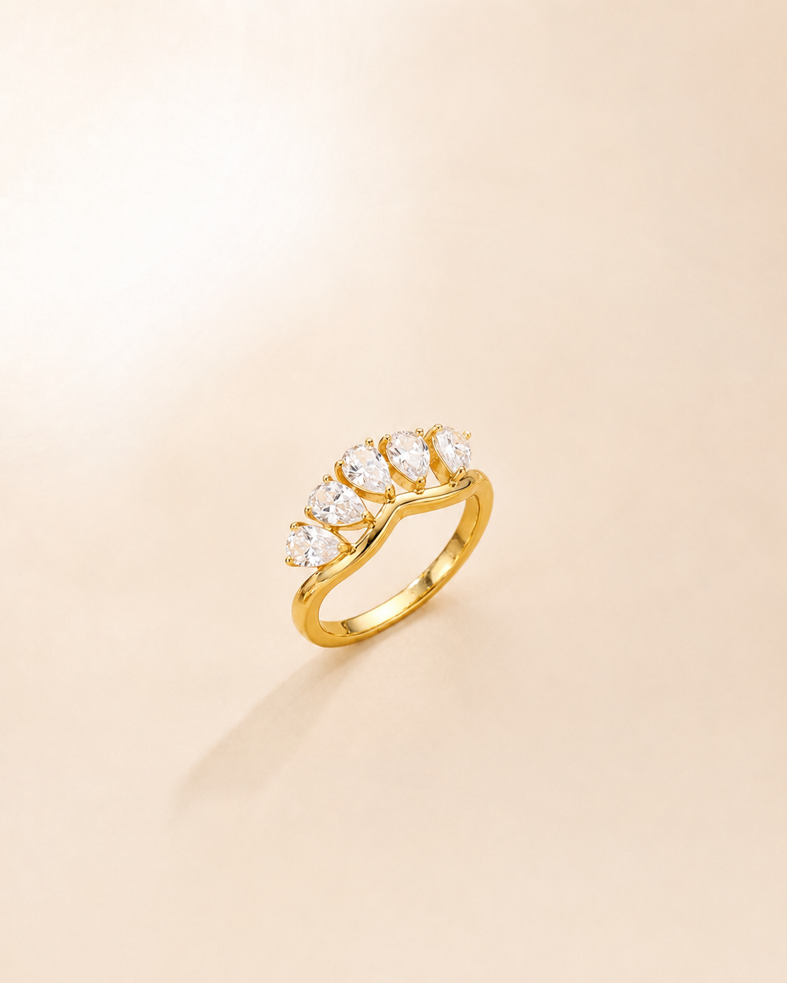 Golden Petal Élan Ring