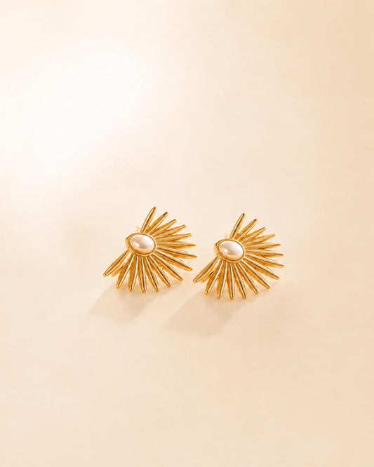 Sol Pearl Fan Stud Earrings
