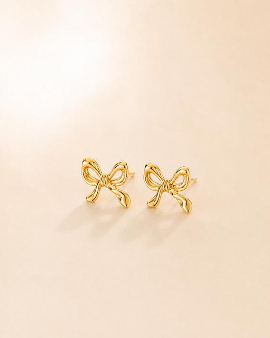 Élan Bow Stud Earrings